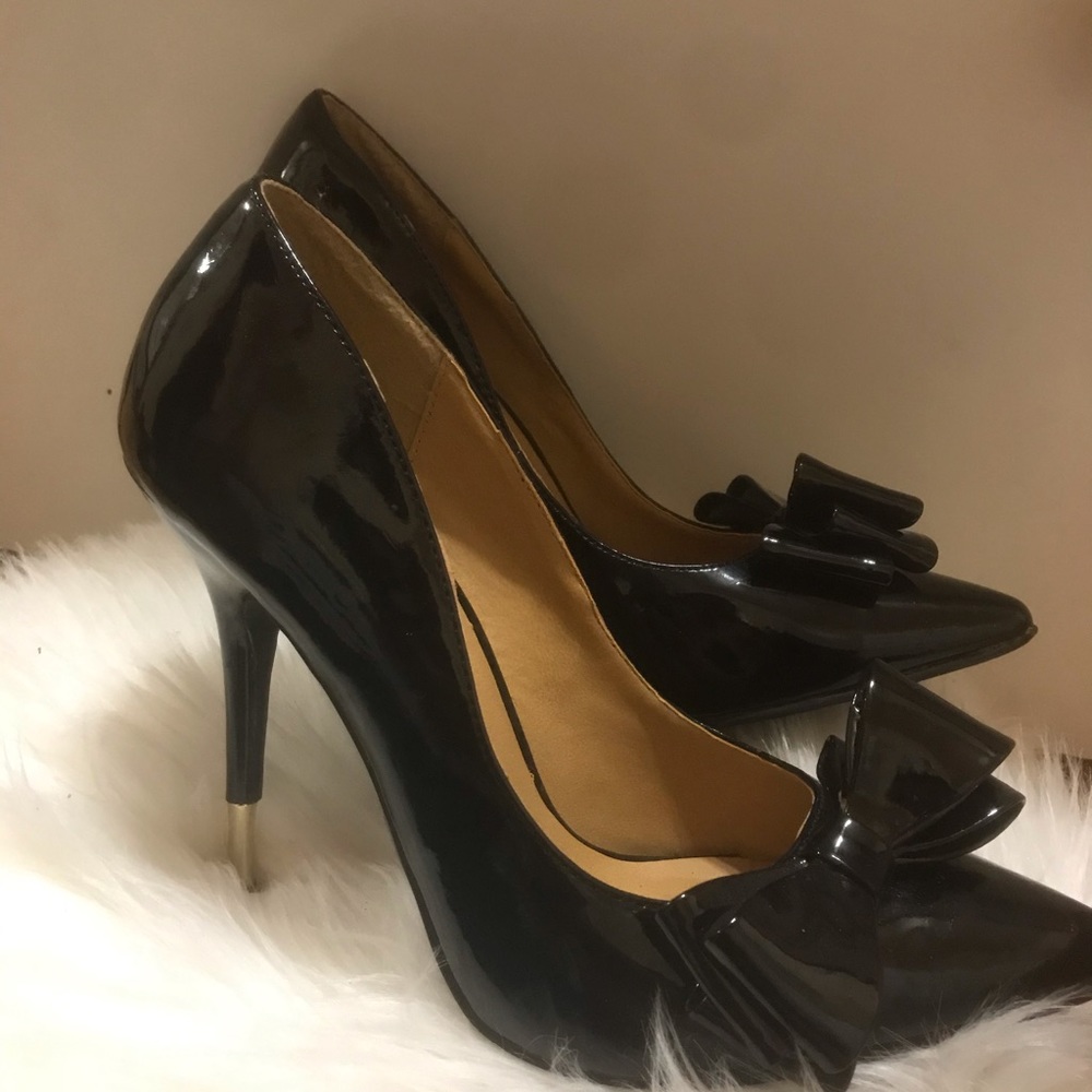 Black Bow Heels